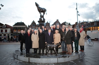 commissie Bouwpluim bezoekt Koemarkt