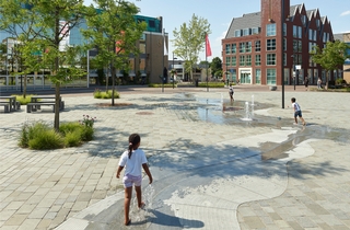 De Maas stroomt niet alleen langs Cuijk maar ook door het centrum van Cuijk!