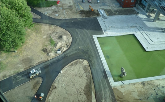 ondertussen... op de bouwplaats van de Groene Loper