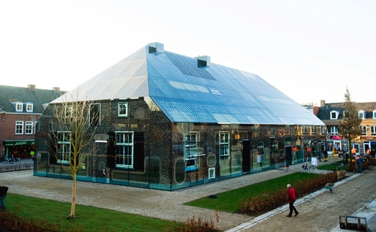 de Glazen Boerderij in Schijndel geopend