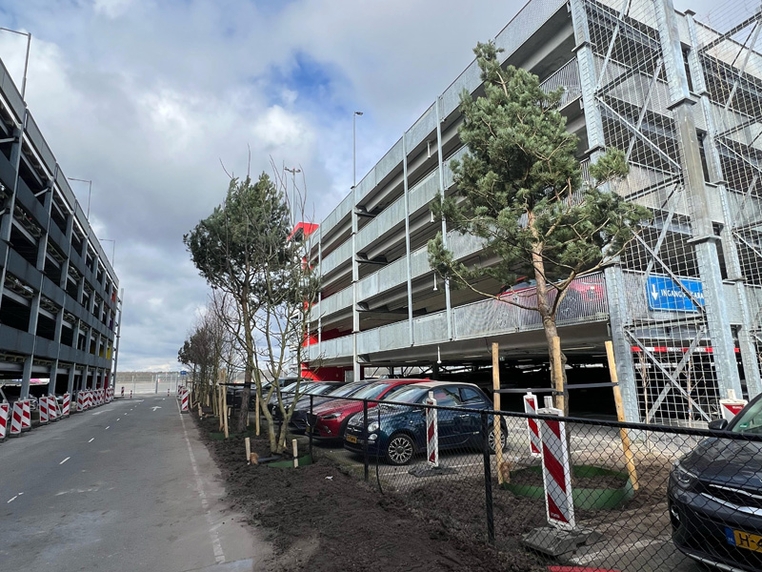 P4 Eindhoven Airport