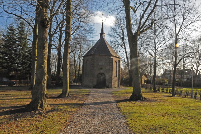 van Gogh kerkje Nuenen 1