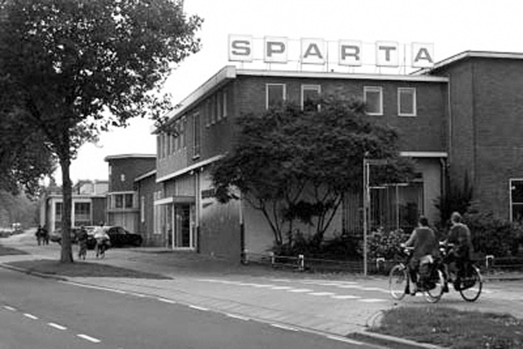 Feestelijke opening Spartahof te Apeldoorn! 4